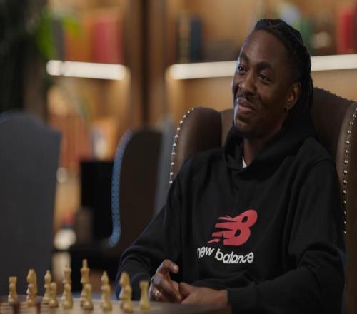 埃澤：有時踢球我也不知怎麽做是對的，但會試著進入心流狀態