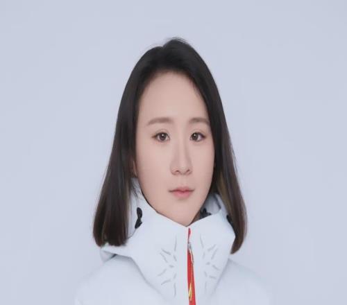 信心之戰(zhàn)！李方慧世界杯奪冠，劍指米蘭冬奧會(huì)體壇面孔