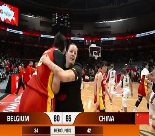中国女篮15负完败比利时引热议记者吐槽内线优势，几乎荡然无存