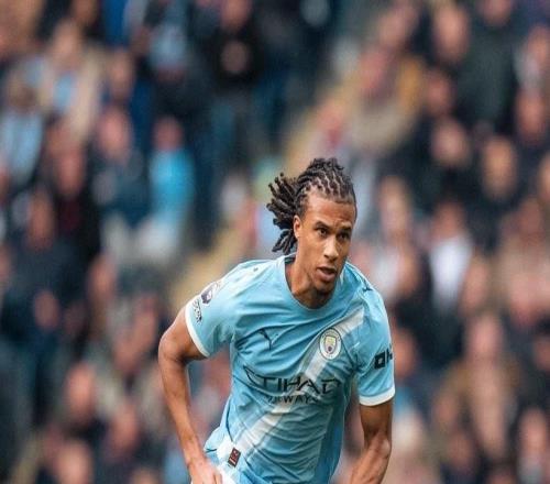 英媒:水晶宫有意明年夏窗引进阿克,曼城对出售持开放态度