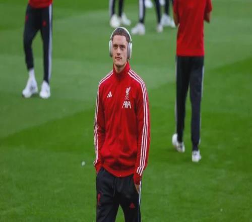 1亿欧铁腰强势回归!6大中场成斯帅最大保障,利物浦有望逆袭争冠