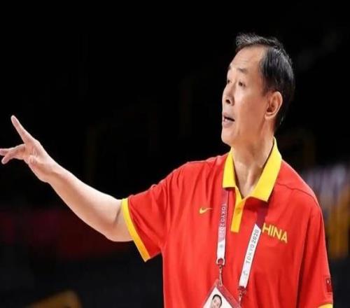 原本是功勋主帅的宫鲁鸣和许利民,为何成了中国篮球的笑话