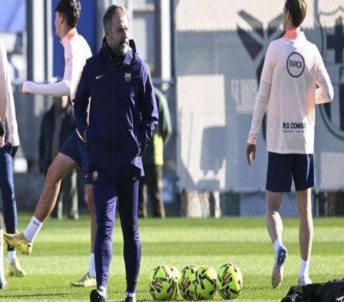 世体:赫拉德马丁因身体不适缺席今日训练,预计周六回归