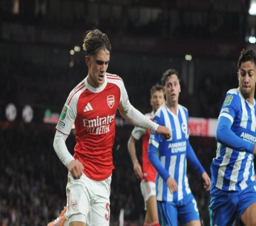 未来可期,阿森纳15岁小将道曼本场完成5次过人为全场最多