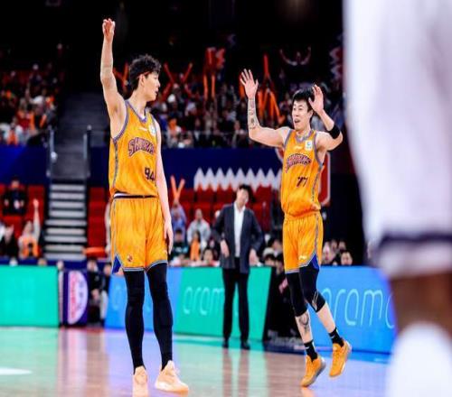 CBA排名太乱!上海大胜第一太稳,辽宁强势反弹,首钢被打回原形