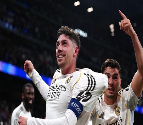 爆发,巴尔韦德在皇马近3场打入5球,与此前71场持平