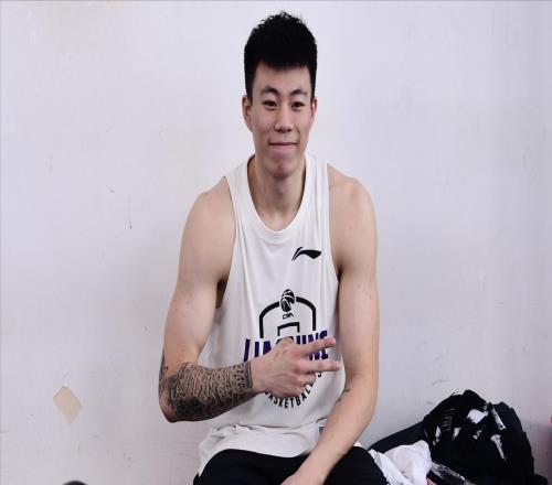 奪冠窗口期關閉，遼籃套現(xiàn)張鎮(zhèn)麟拆隊重建！上?；?000萬補強鋒線