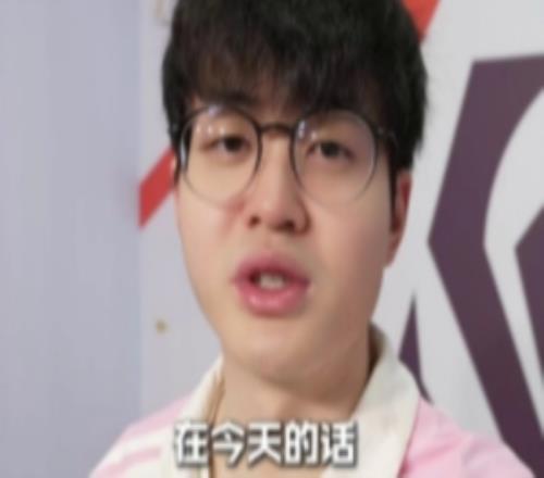 Xun赛后短访：今天赢得比较轻松，晋级半决赛特别开心