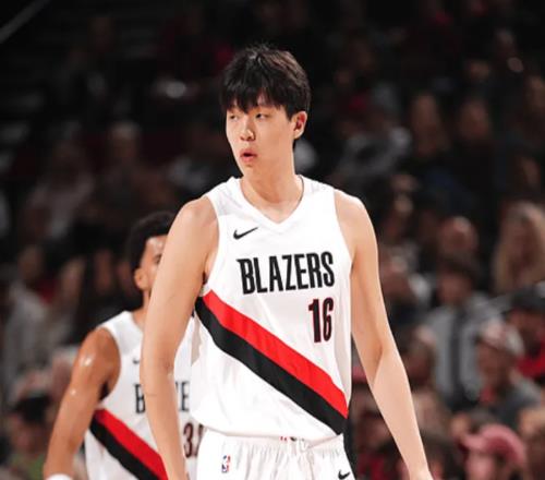 杨瀚森惊艳！开拓者爆冷击败火箭，伊森绝杀超时，杜兰特空砍37+4