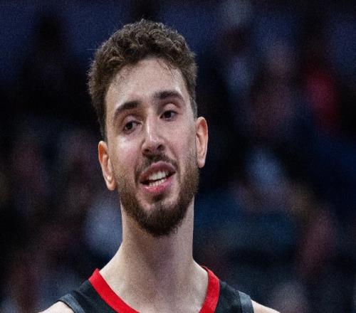 火箭105101击败黄蜂球员评价：2人优秀，4人及格，3人低迷