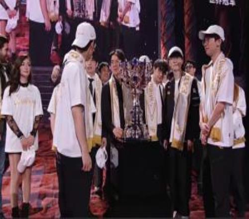 T1超話：ruler肯定氣死了不僅僅沒超過bang還被guma徹底拉開差距T1還奪冠了