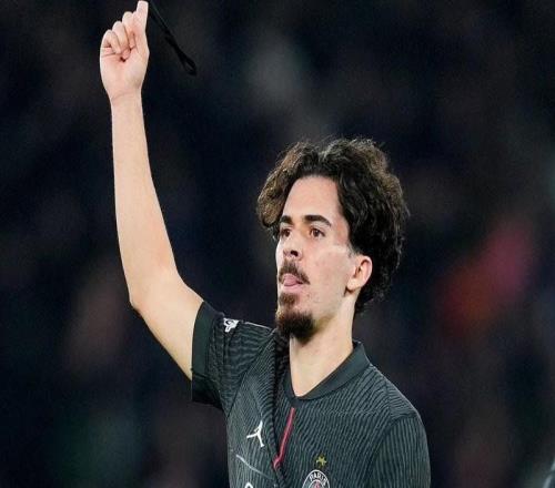 欧冠赛场戴帽,维蒂尼亚职业生涯首次单场打入3球