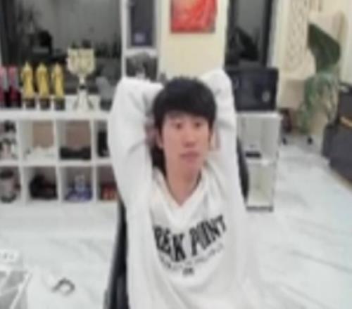 明年有個大的！Doinb：能救LPL的就Theshy和Uzi，哥哥也救不了