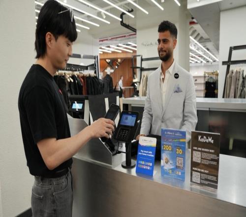 激情与战略：拉沃尔杯和蚂蚁国际的体育AB面