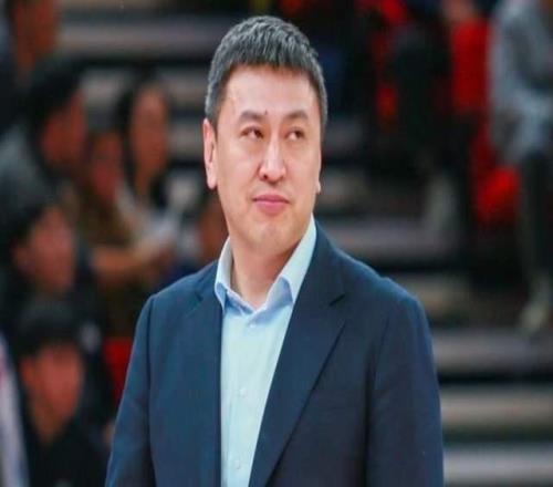 联赛还没打,有人下课了曝CBA下课第一人诞生,辽篮名宿将接手