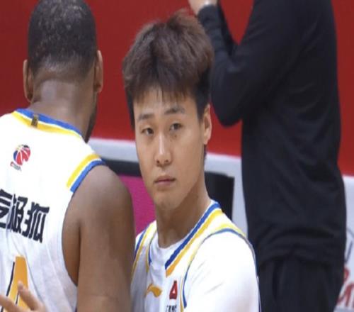 CBA狂欢夜!上海赢40分,北京逆转辽宁,最新排名乱了:榜首易主