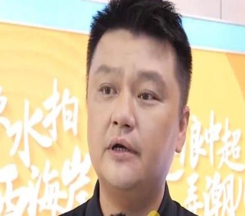 青島西海岸俱樂部董事長(zhǎng)談韓鵬：頂住壓力，目前成績(jī)給他打90分