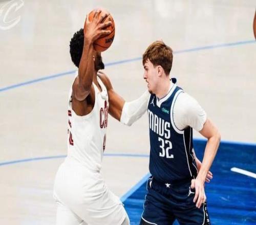 轰29+7+2!你要多给哈登挡拆,阿特金森点名莫布里,他把话挑明了