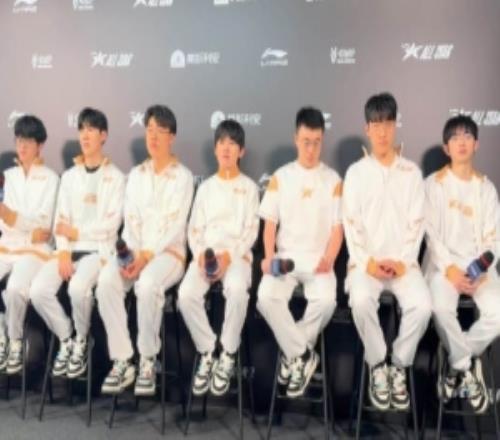 Flandre談jiejie的賽恩：我的評價是他開了能回城隻能說他運氣好