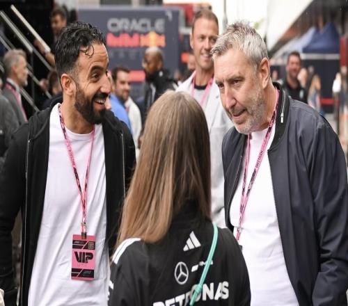 卫报:在曼联教练就像外卖员,饭不是他做的但凉了要他负责