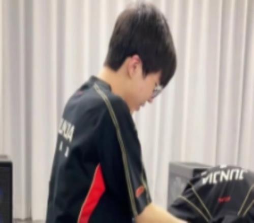 JDG發布對戰WBG賽前視頻：今天又和大家見面啦！背靠背比賽加油