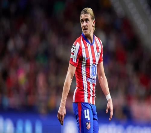 维拉跟队：维拉对签下加拉格尔持乐观态度，，，双方的谈判希望顺遂