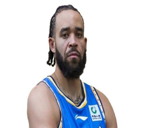 小试牛刀,麦基加盟北京首秀出场16分钟,12中5取12分6板3助