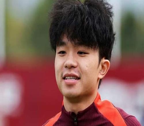 阿利米歸隊(duì)，孫康博當(dāng)主力培養(yǎng)，大連5新援10號(hào)首秀注冊(cè)后再官宣