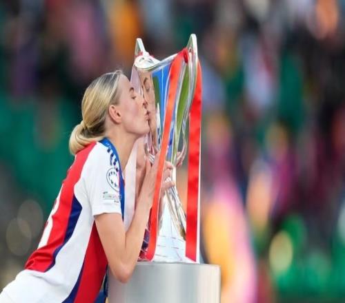 凯莉:女性成功时会出现厌女症,我们的成就超出某些人的期望