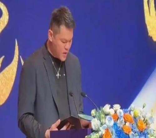 廣東男籃舉辦CBA出征儀式：朱芳雨放話沖第12冠，杜鋒點(diǎn)名崔永熙