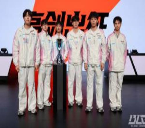 不是一个级别啊！LPL与LCK的近两年BO5胜率仅有10%