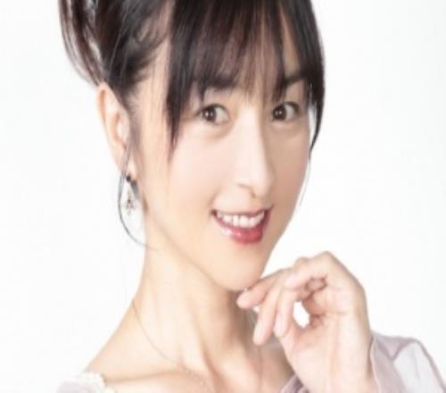 日本聲優櫻井智離世，配音的代表角色有《寶可夢》竹蘭《超時空要塞7》米蓮吉納斯