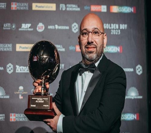 官方：赫伊森、雅克松經紀人巴拉特獲2025金童獎最佳經紀人獎