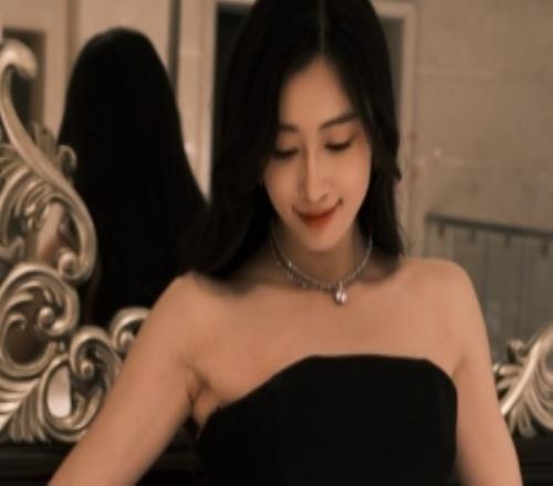 主持人張小薇曬照：隻有活在當下，才能獲得真正的力量