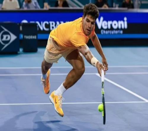 科達戰勝阿卡透露製造最大冷門秘招，鄭欽文戰薩巴被稱極限挑戰