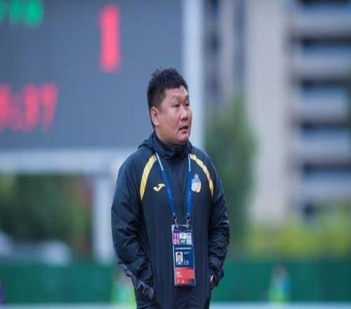 重庆采用双主场,刘建业组4人教练团队,配外籍助教15日备战中超