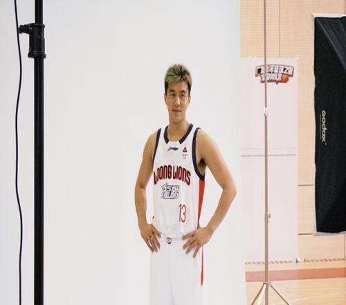 CBA新赛季揭幕战复出!郭艾伦:欢迎大家支持广州龙狮13号比赛见