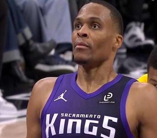 東詹組合64分！湖人112124國王，誰是3連敗罪魁賽后數據給答案