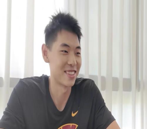 崔永熙：廣東的節(jié)奏跟我在NBA一樣很快，未來想在一二三號位搖擺