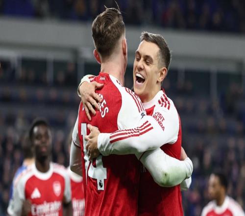 英超最新积分战报:前2只差2分,利物浦升第5,切尔西翻车