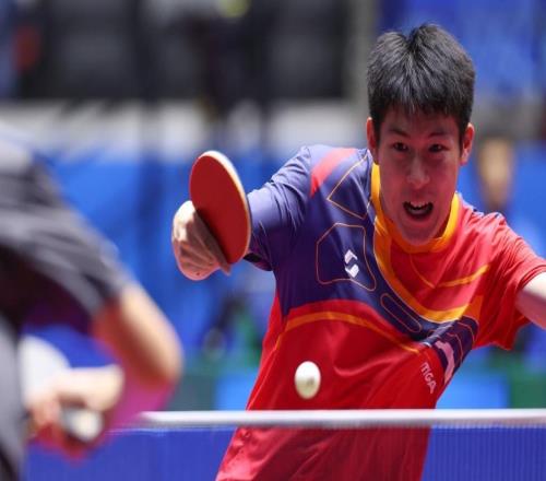 河南队温瑞博赢得全运会乒乓球男子U18单打金牌