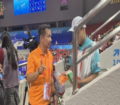 廣州“百馬”跑者的志愿人生，在賽道上宣傳十五運會