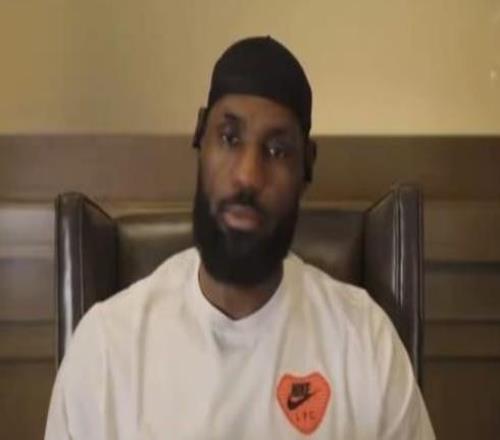 詹姆斯:过去几年夏天我都和马克西一起训练,他进步速度不可思议