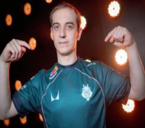 名人堂！Caps双界灵兔主宰比赛压制Knight打出1207豪华数据！