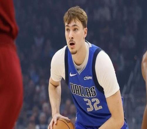 19岁84天!弗拉格单场贡献至少25+5+10历史第二年轻