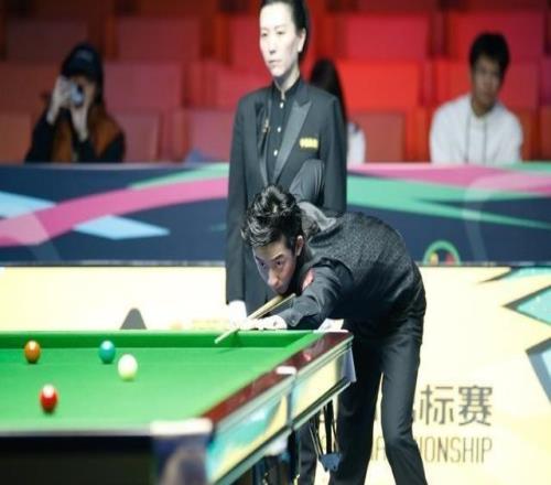 斯诺克国锦赛:吴宜泽狂轰六连鞭淘汰小特,赵心童61斯佳辉