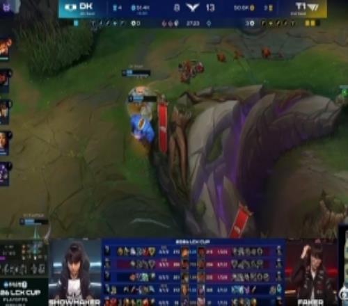 T1vsDK第四局管澤元吐槽Doran：多蘭這個塞拉斯我看吐了