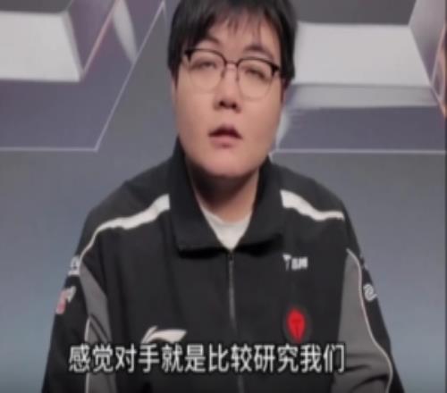 369:对我来说除了冠军其他什么都不是赛场上LCK要放得更开一点