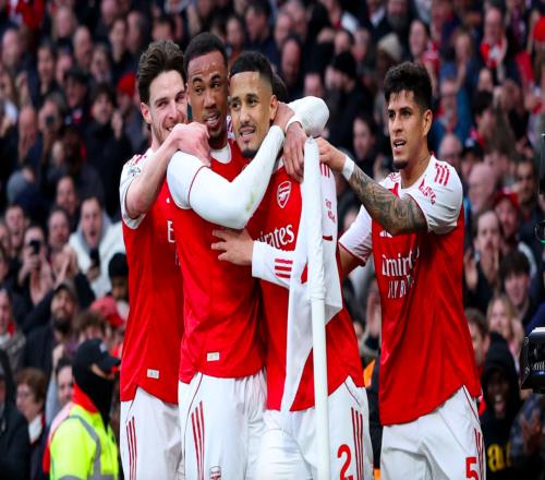 21伦敦德比神剧情:本队后卫打进3球12.7亿豪门面对死敌三连斩