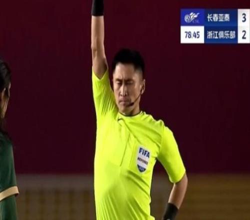 9人浙江3比3逼平亞泰，前中超冠軍保級(jí)形勢(shì)兇險(xiǎn)，馬寧盡力了